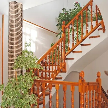 Vicenta Appartement *